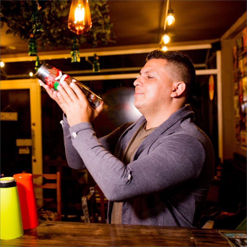 JOSEPH HALABY MAFLA BAR TRAINER Y BARISTA FUNDADOR DE CO&CO EN CALI BLOG SPIWAK